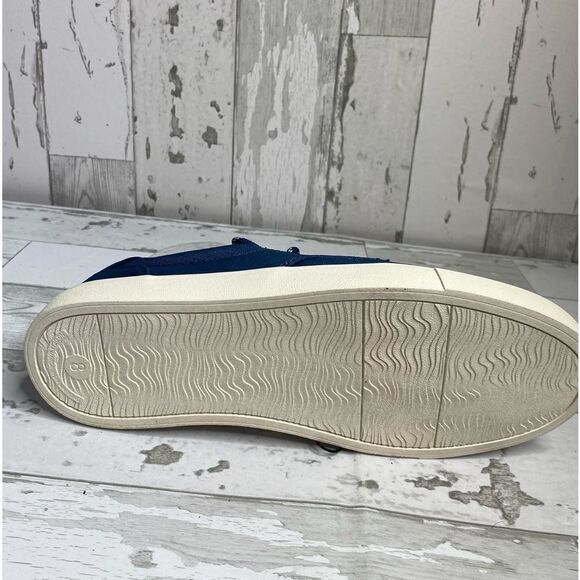 Goodfellow & Co Men s Caleb Casual Loafer Boat Shoe Lace Up Size 8 NWT Blue - Picture 3 of 3